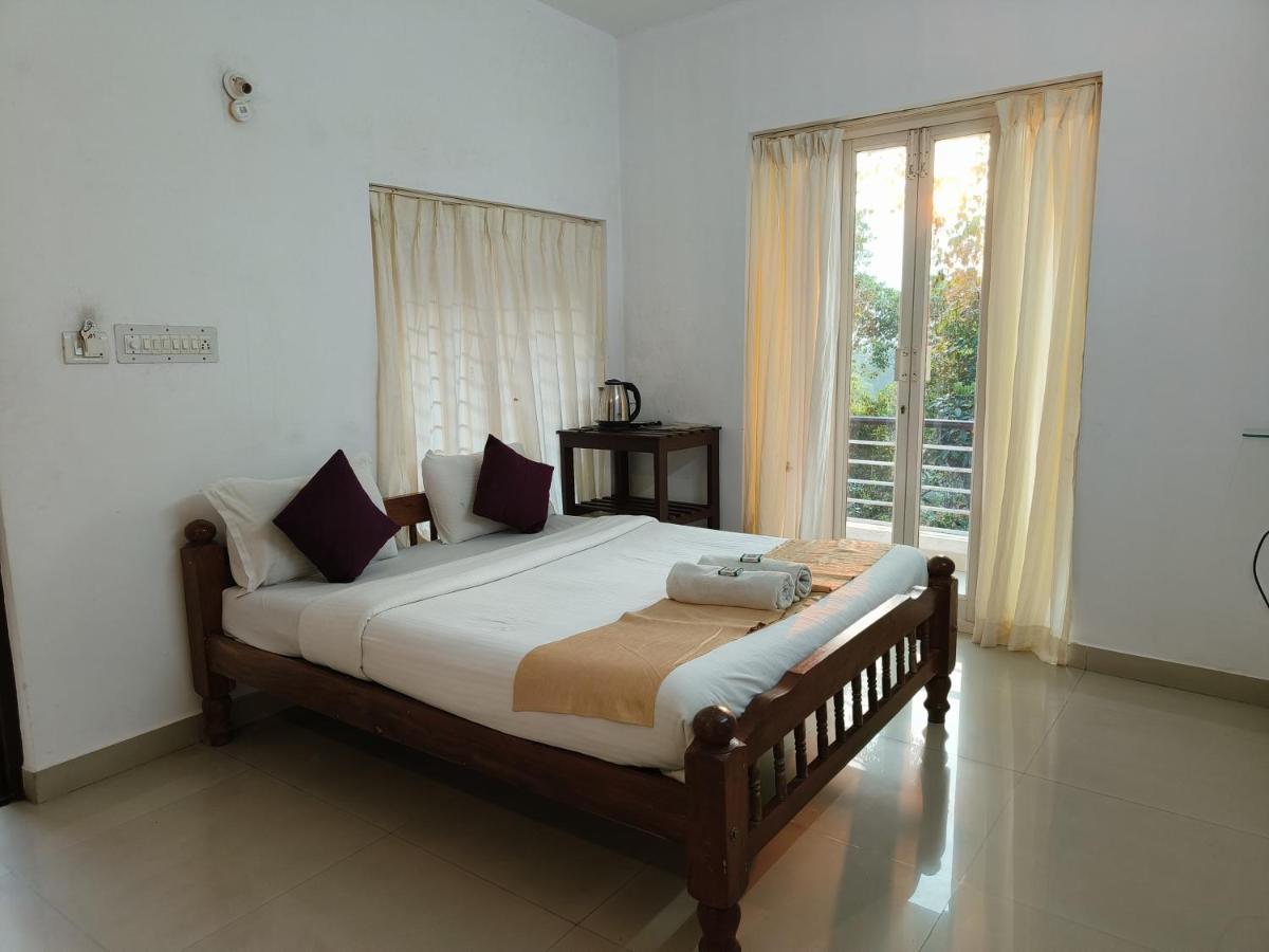 Red Stone Villas Coorg マディケーリ エクステリア 写真