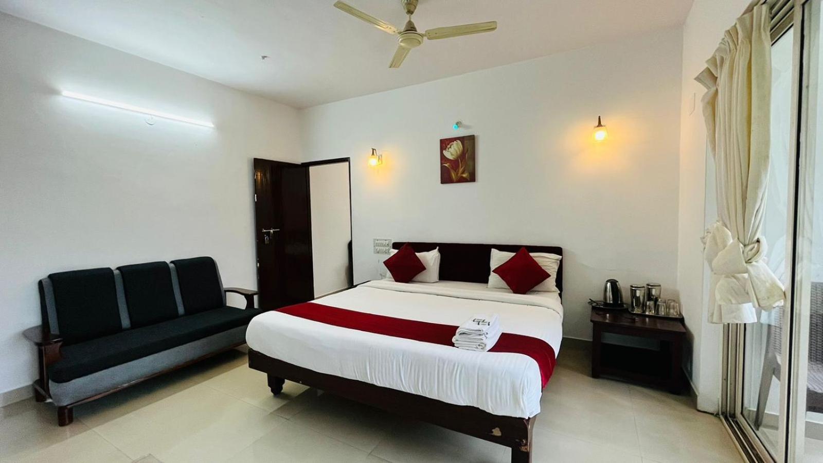 Red Stone Villas Coorg マディケーリ エクステリア 写真