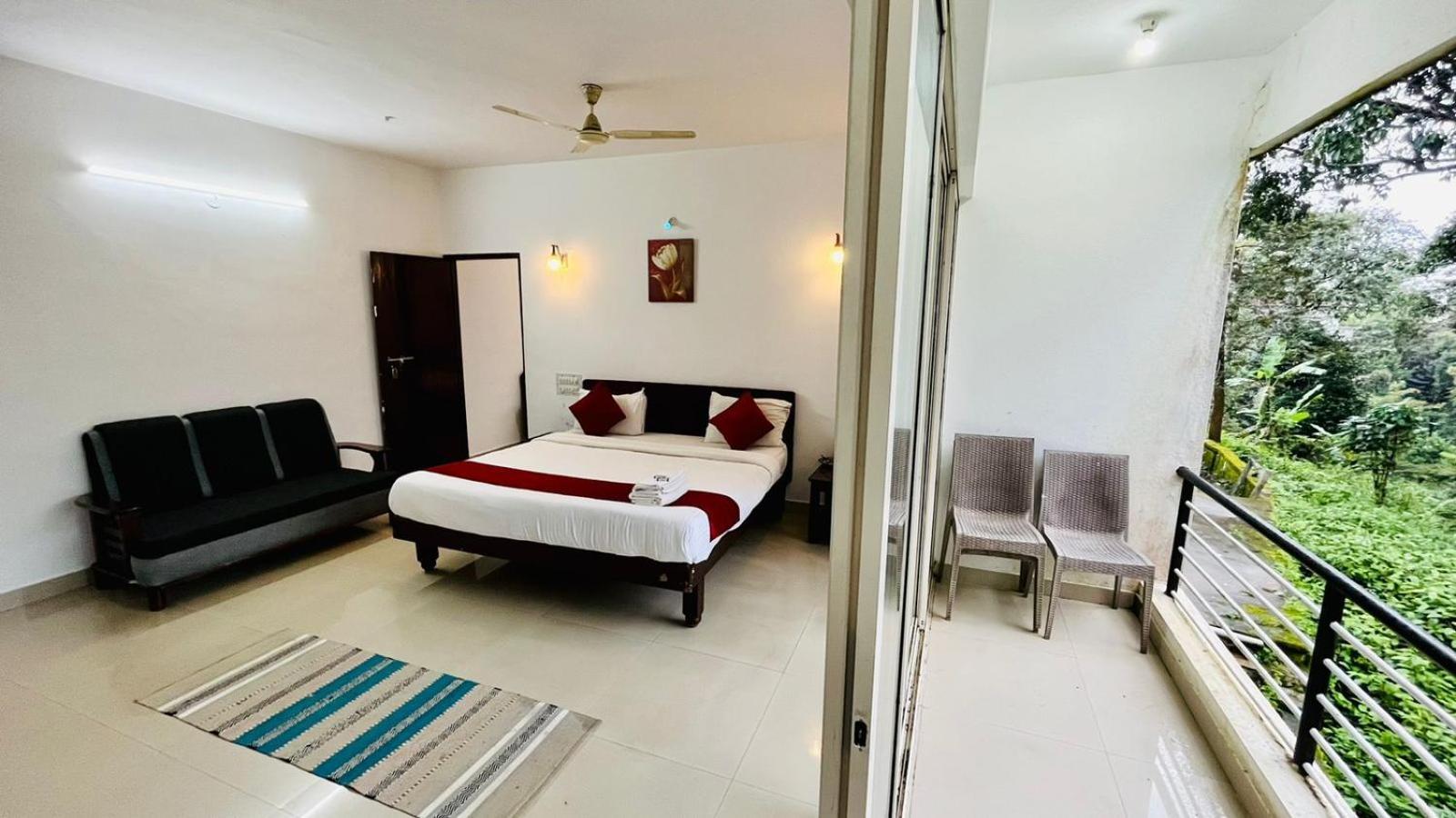 Red Stone Villas Coorg マディケーリ エクステリア 写真