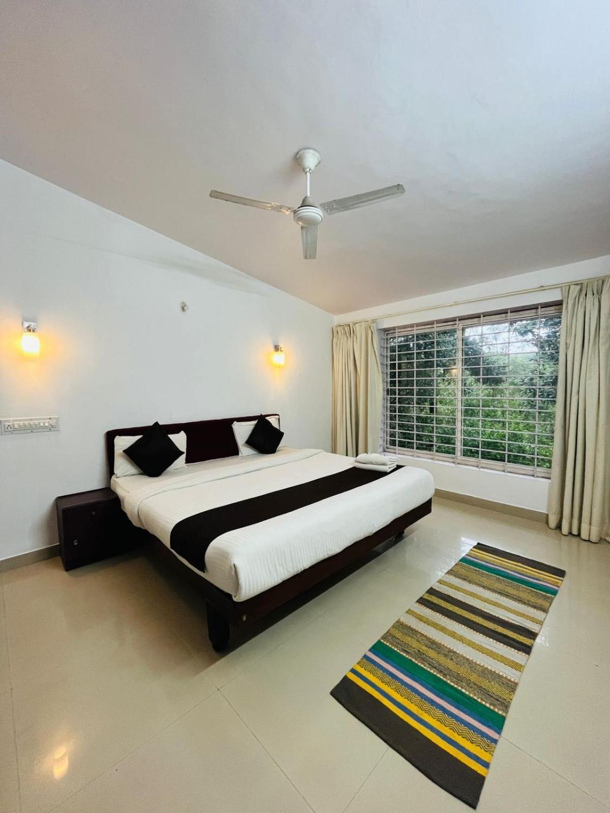 Red Stone Villas Coorg マディケーリ エクステリア 写真