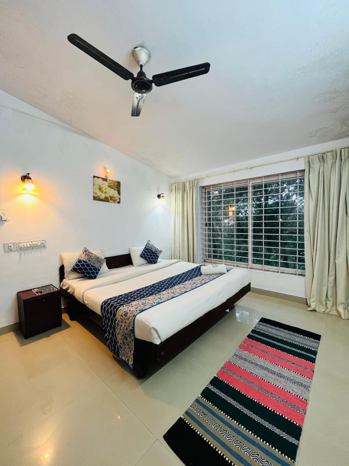 Red Stone Villas Coorg マディケーリ エクステリア 写真